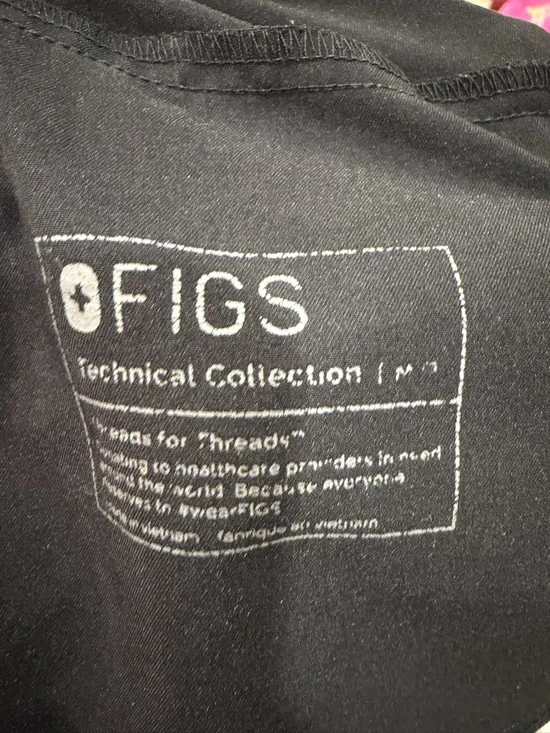 FIGS Tansen Jogger Scrub Pants - Picture 5 of 5